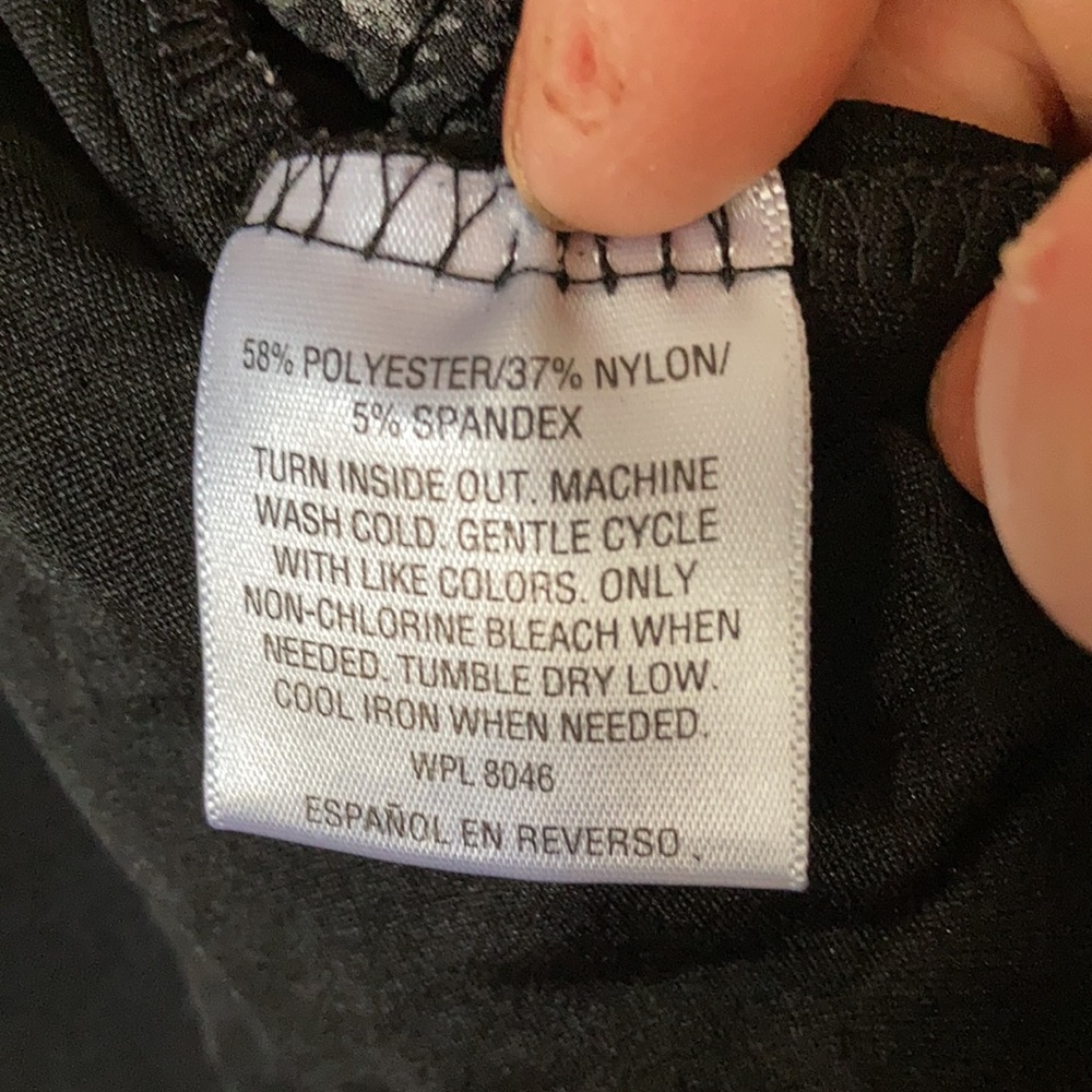 Woman’s jacket - Picture 4 of 7